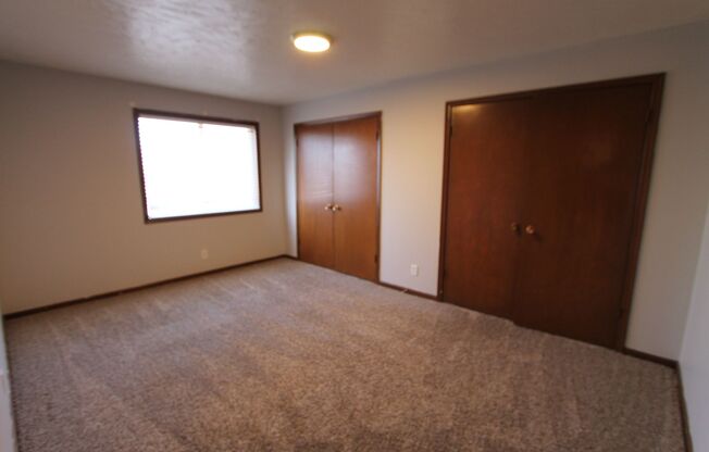 2 beds, 1 bath, 875 sqft, $1,075, Unit 10719-9