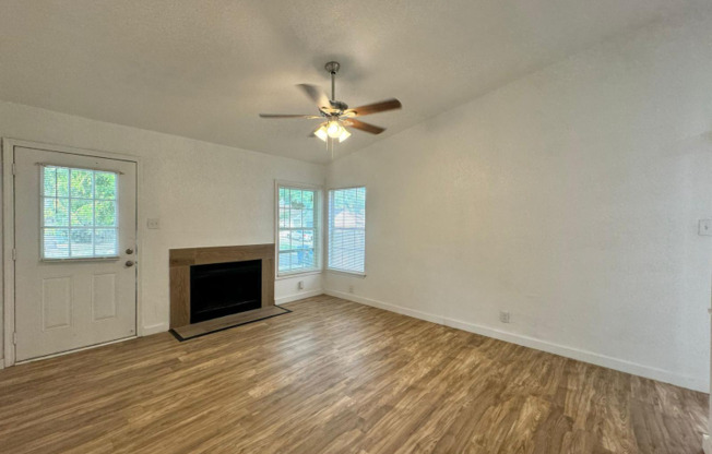 4023 SUNRISE CRK DR