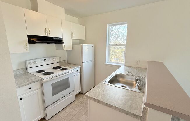 3163 Studio Lane