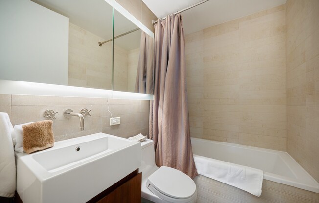 1 bed, 1 bath, 685 sqft, $4,895, Unit 9N