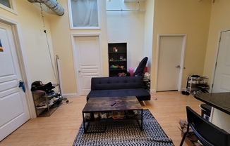 3 beds, 1 bath, 854 sqft, $5,050, Unit 502