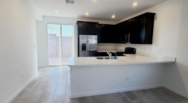 9500 SEQUOIA RDG AVE