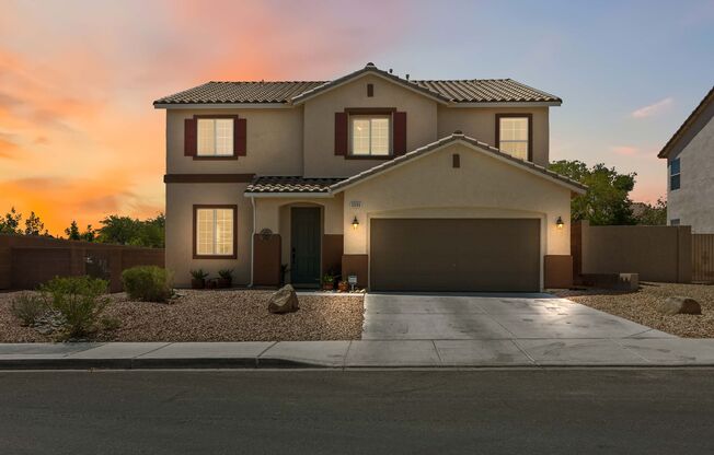 Beautiful Northwest Home For Rent w/ Pool and So Much More