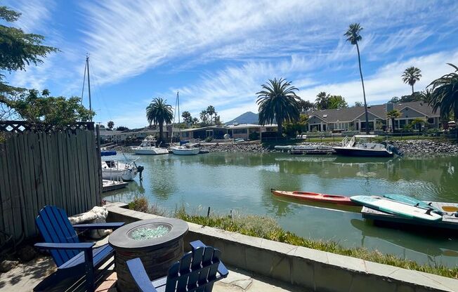 Waterfront Cottage in San Rafael! Utilities Included