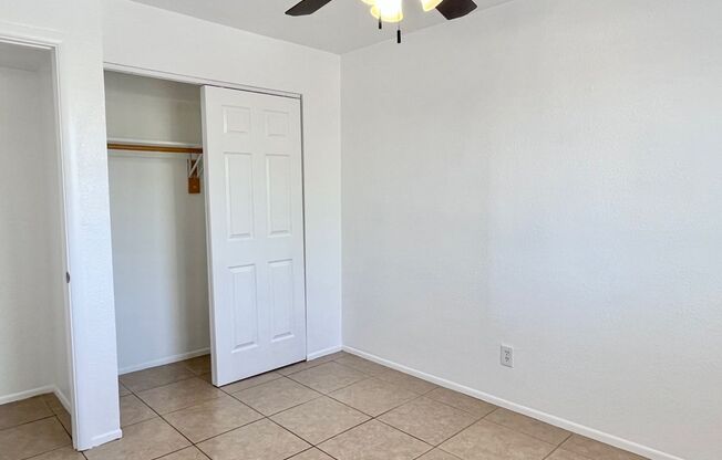 2 beds, 1 bath, $1,195, Unit 208