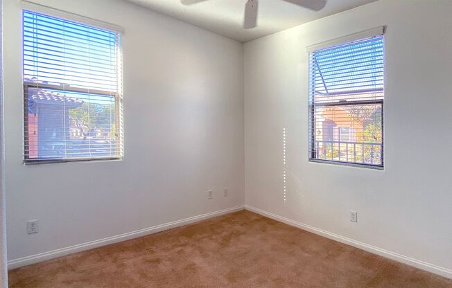 Great single story home 4 beds 3 baths in Henderson