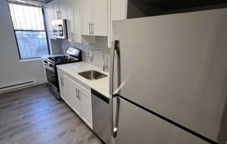 2 beds, 1 bath, $3,350, Unit D