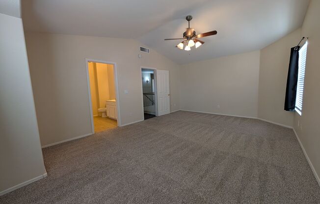 4 beds, 2.5 baths, $2,400