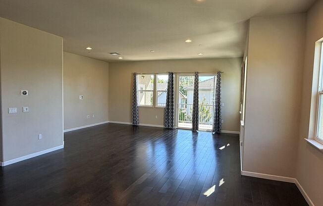 Executive Evergreen Valley Townhome