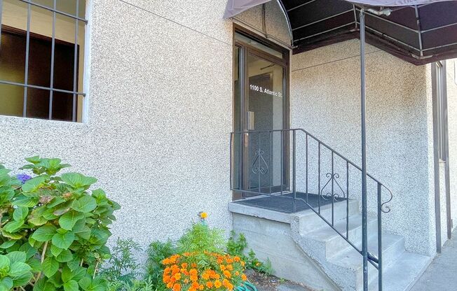 Updated Beacon Hill 1bd/1bth Condo, $1,650/mo.