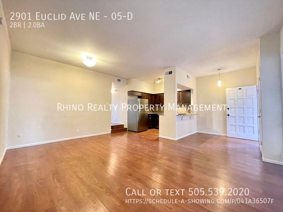 2901 Euclid Ave NE