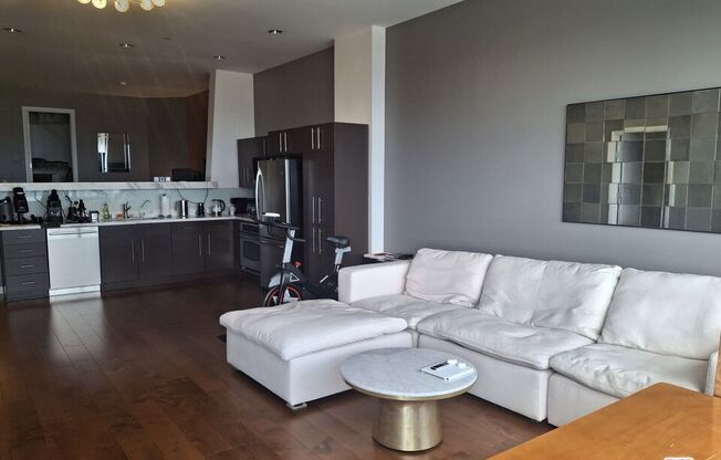 2 beds, 2 baths, 1,340 sqft, $3,900, Unit 3604
