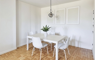 2 beds, 2 baths, 1,200 sqft, $4,000, Unit 706