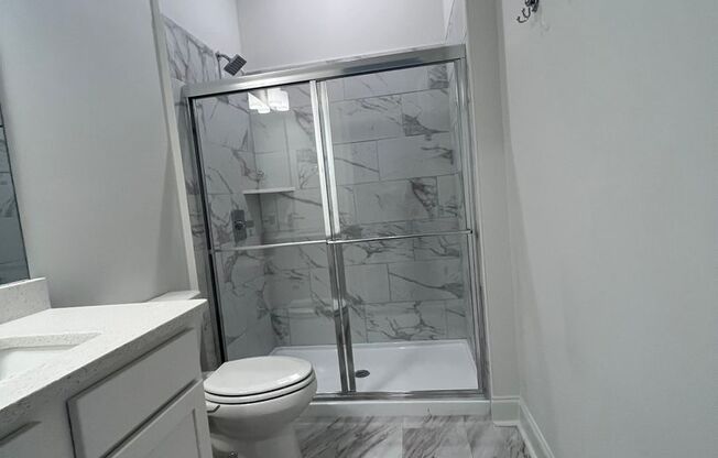 1 bed, 1 bath, 859 sqft, $1,600, Unit A103