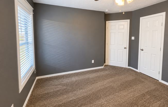 3 beds, 2 baths, $2,400