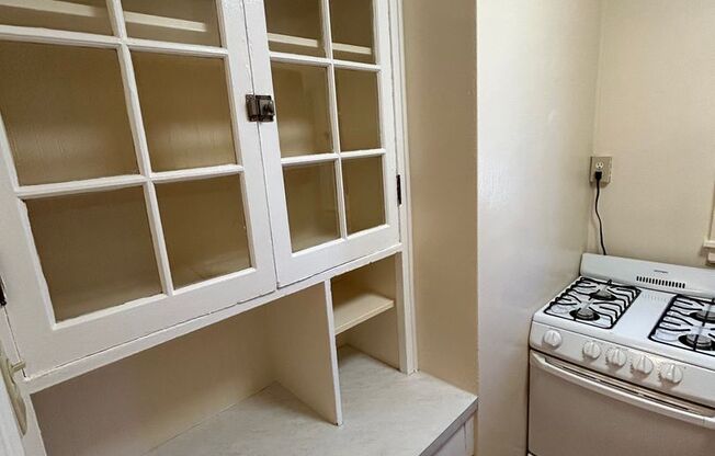1 bed, 1 bath, 530 sqft, $1,195, Unit A-37