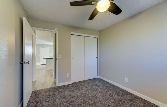 2 beds, 1 bath, 605 sqft, $2,045, Unit 21