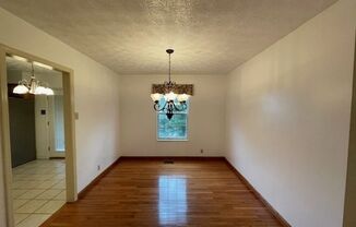 3 beds, 2.5 baths, $2,500