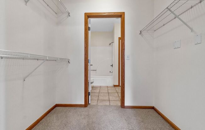 1 bed, 1 bath, 737 sqft, $1,350, Unit 3112