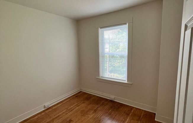 3 beds, 1 bath, $1,935