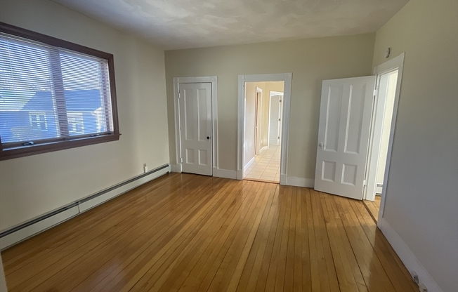 1 bed, 1 bath, 1,000 sqft, $2,350, Unit 1