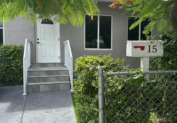 15 NW 31 AVE