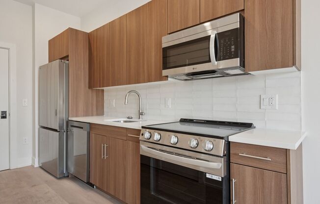 Studio, 1 bath, 430 sqft, $1,485, Unit Unit 709