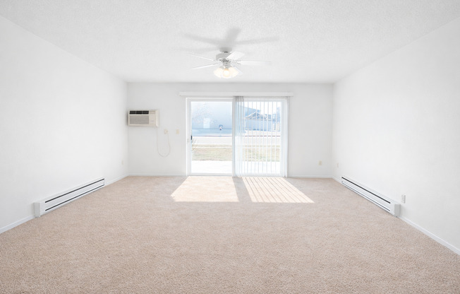 2 beds, 1 bath, 1,008 sqft, $1,175, Unit 629 - 14