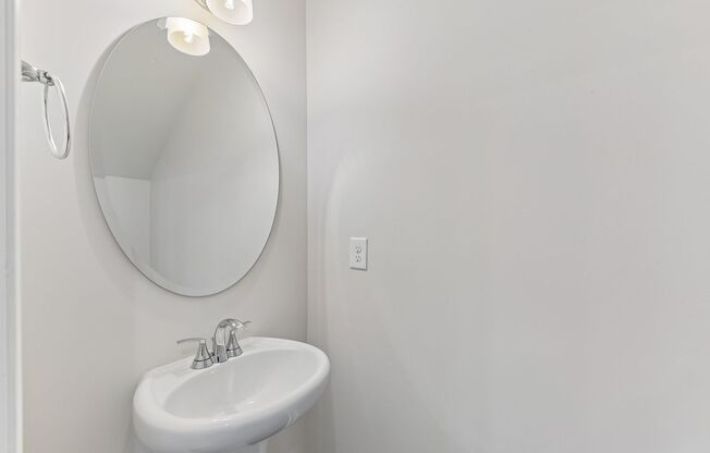 3 beds, 2.5 baths, 1,493 sqft, $2,265, Unit 8127