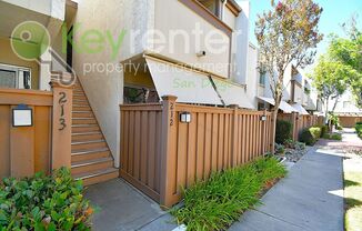 Upstairs unit | Serra Mesa Near Mission Valley | Minutes to I-15, I-805 & I-8