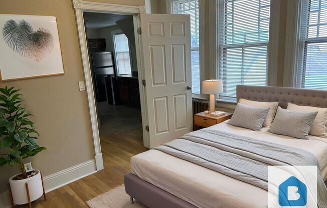 1 bed, 1 bath, $1,095, Unit 204