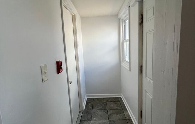 2600 E. Somerset St.