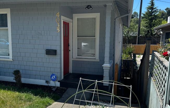 Mt Baker lower unit 2 bed and 1 bath next to it all!