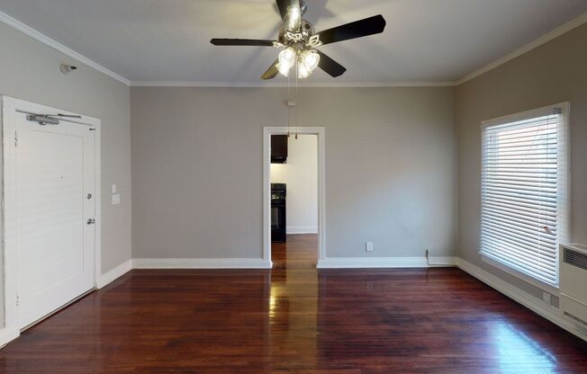 CT2 - Catalina Apts