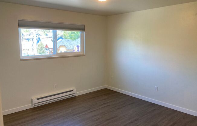 3 beds, 2 baths, 1,131 sqft, $2,895, Unit 201