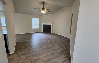 3 beds, 2 baths, $1,600