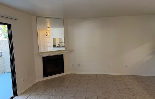 1801 W VICTORY BLVD