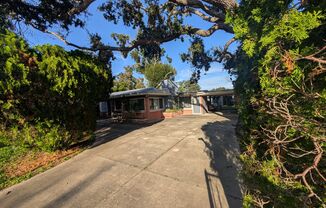 Charming Sarasota Home with Guest House, Extra Storage, and Plenty of Parking!