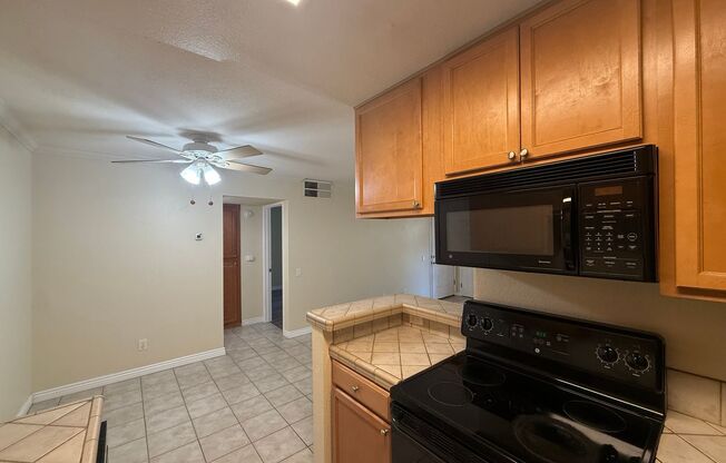 Beautiful 2B/2BA Condo in La Mesa Available for Rent!