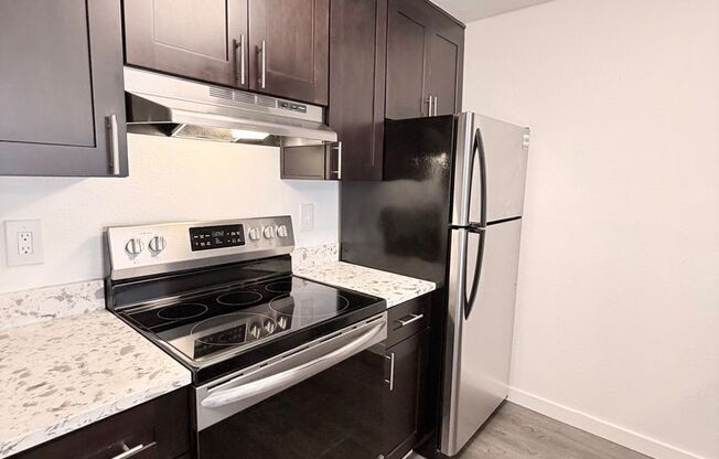2 beds, 1.5 baths, 950 sqft, $2,350, Unit 315
