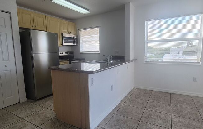 1 bed, 1 bath, 566 sqft, $2,100, Unit 302