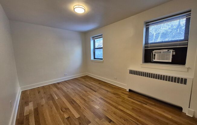 2 beds, 1 bath, 750 sqft, $2,190, Unit 5641 Hobart St. #B1