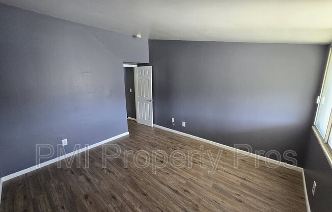 8842 J N 95 ST