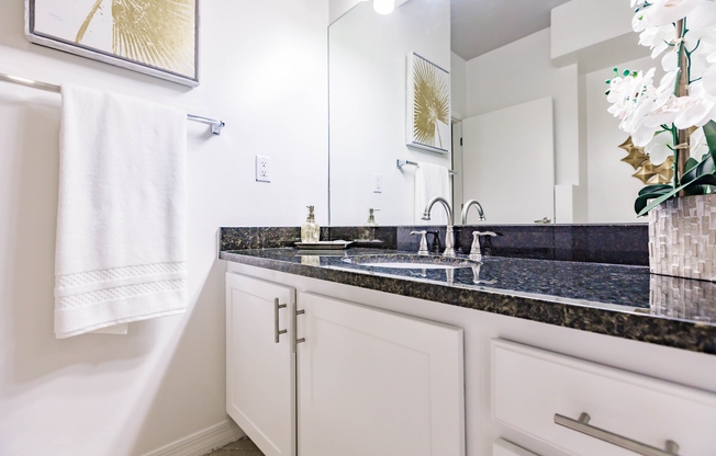 2 beds, 2 baths, 1,100 sqft, $3,285