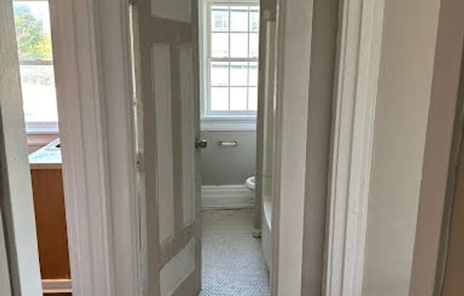 Ready to move in 2 bedroom apartment