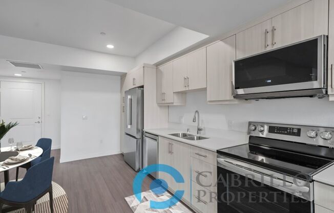 1 bed, 1 bath, 752 sqft, $2,675, Unit 410