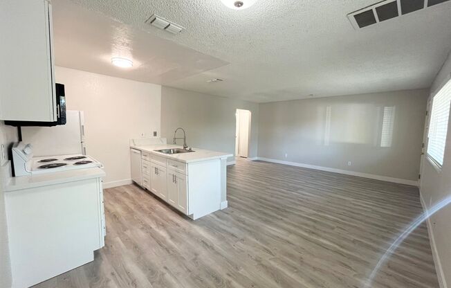 1 bed, 1 bath, $1,495, Unit 05