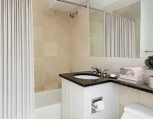 Studio, 1 bath, $3,775, Unit 2D