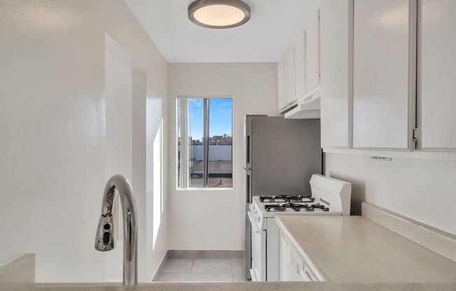 Studio, 1 bath, 500 sqft, $1,795, Unit Unit 205