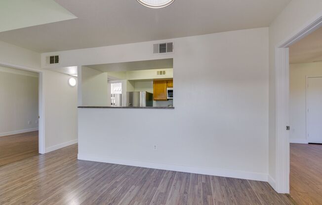 2 beds, 2 baths, $1,475, Unit UNIT 2118